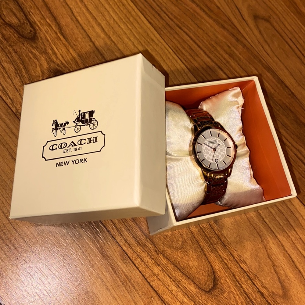 Coach watch Rose gold FREE SHIPPING - Picture 5 of 8